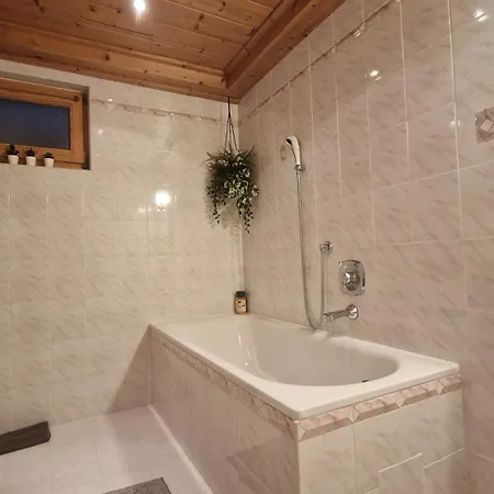 Haus Am Stein * فينكنبرغ